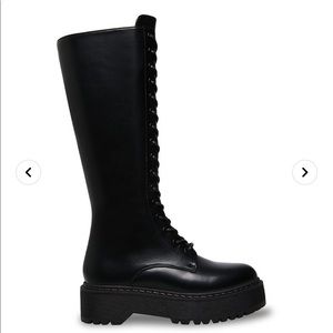 NWT Steve Madden Womens Static Black Boots Size 8